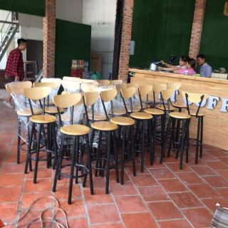 Ghế Quầy Bar Cao Quầy Thu Ngân Gỗ Cao Su Khung Sắt Thường Dùng Cho Cafe Các Quán Nước , Trà Sữa ,Quán Bar