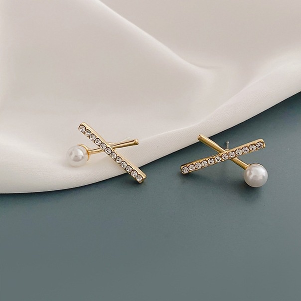 Bông tai nữ nhỏ cá tính chữ thập kiểu Hàn Quốc i84