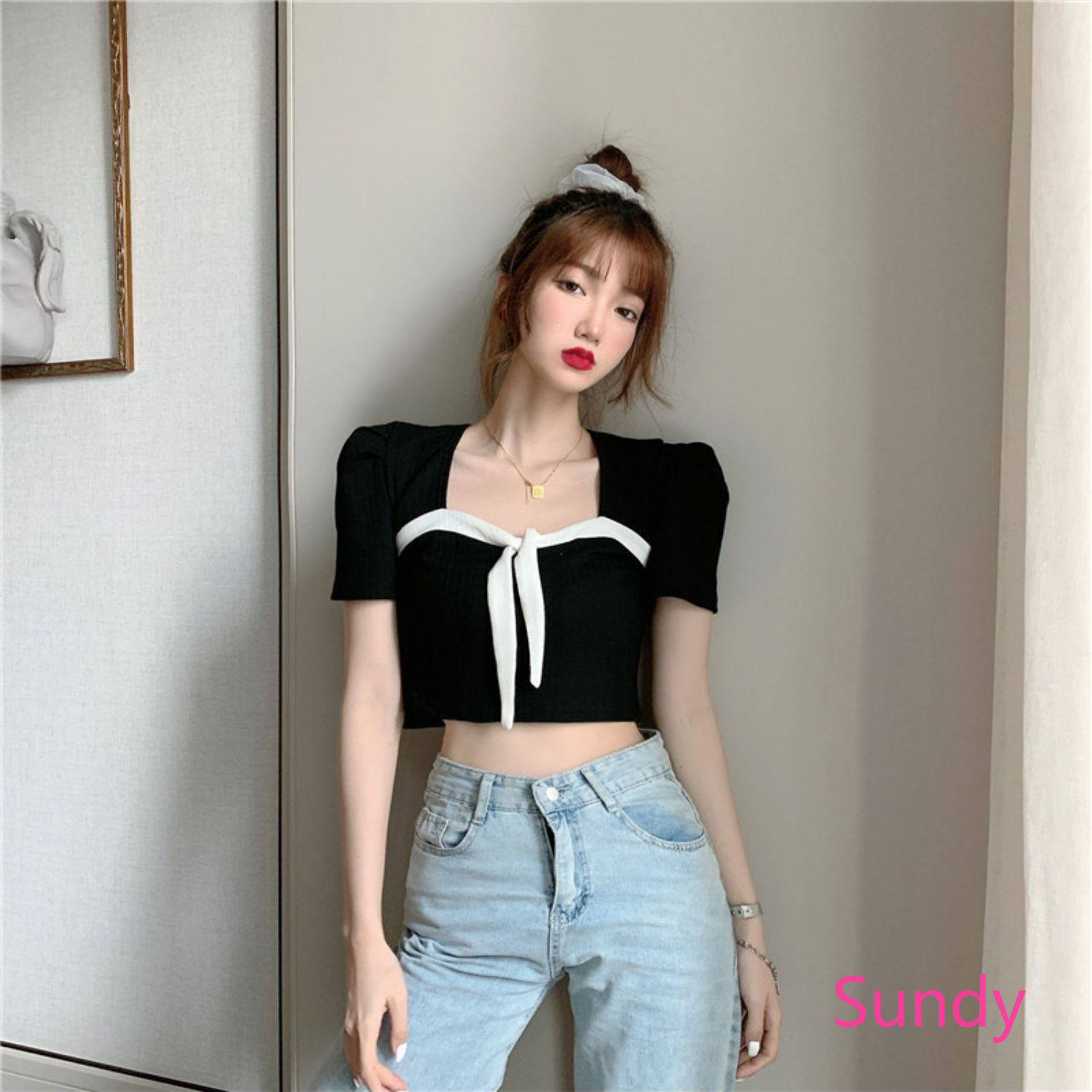 Áo Croptop Tay NGắn Phối Màu Tương Phản Năng Động Cho Nữ | BigBuy360 - bigbuy360.vn