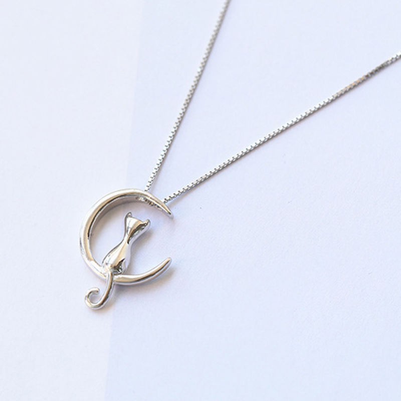 Dây Chuyền Mặt Mèo Và Tam Giác Trong Suốt Phong Cách Cổ Điển