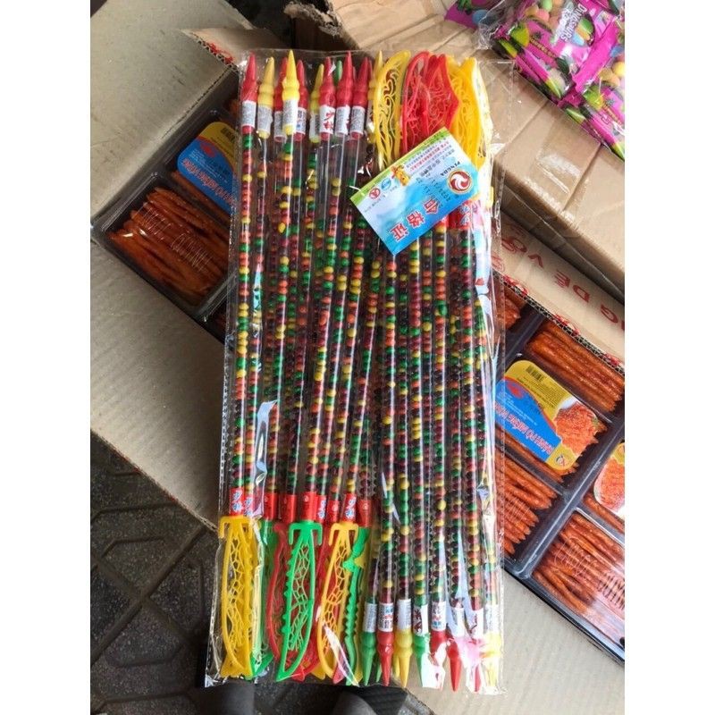 bịch 30 cây kẹo kèm đồ chơi