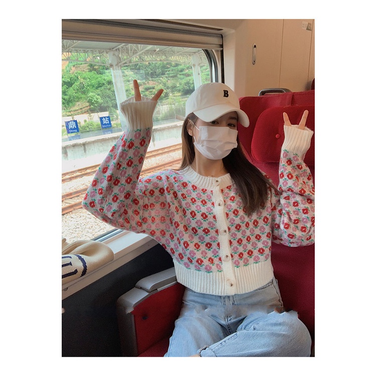 Áo len dáng rộng thời trang mùa thu năm 2021 cho nữ