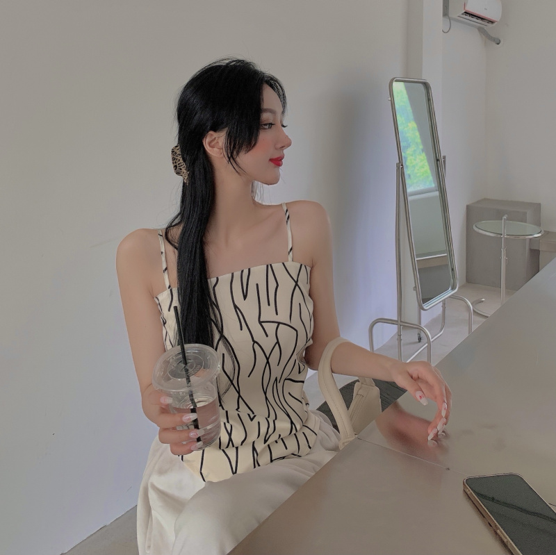 Áo Hoạ Tiết Kẻ Sọc Phối Nơ Thiết Kế Độc Đáo Cho Bạn Gái