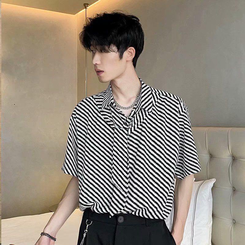 Áo Sơ Mi Nam Tay Ngắn Dáng Rộng Màu Sắc Thời Trang Phong Cách Hàn Quốc
