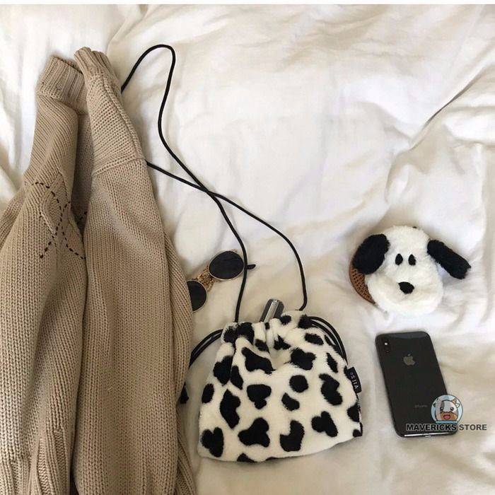 Túi đeo chéo dây rút họa tiết bò sữa cho nữ