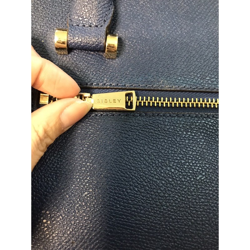 💚 👜  Túi chuẩn si da xước hạt mài xanh dương hiệu Sisley👜 có mác hiệu bên trong.👜