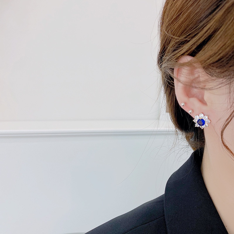 V.I.T House | Bông tai S925 đá xanh