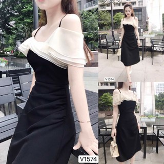 Váy đen trêz vai cổ voan hàng thiết kế v1574 dvc