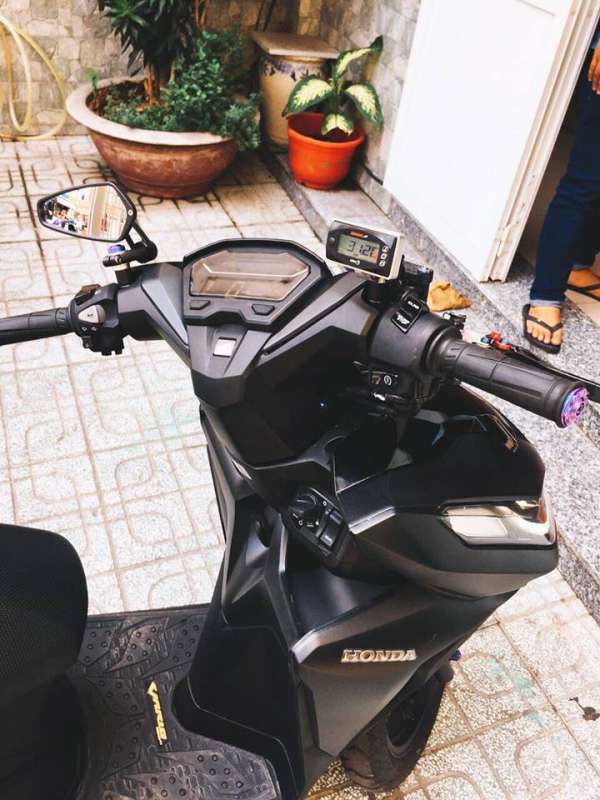 Kính Gù Chân Kính lắp Xe AB AIRBLADE, VARIO, CLICK 125, PCX - 1 cái