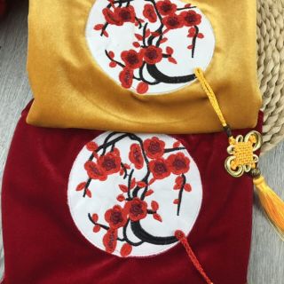 Váy yếm nhung cho bé gái