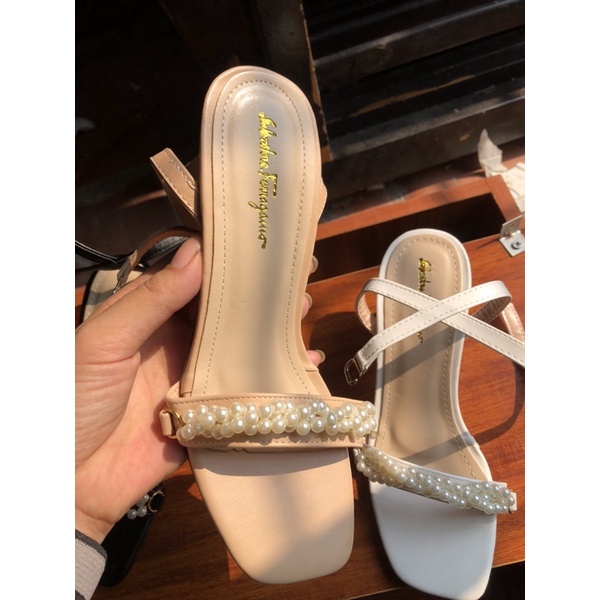 Dép sandanl nữ phối hạt cườm gót dẹt 5cm thời trang mã Q163