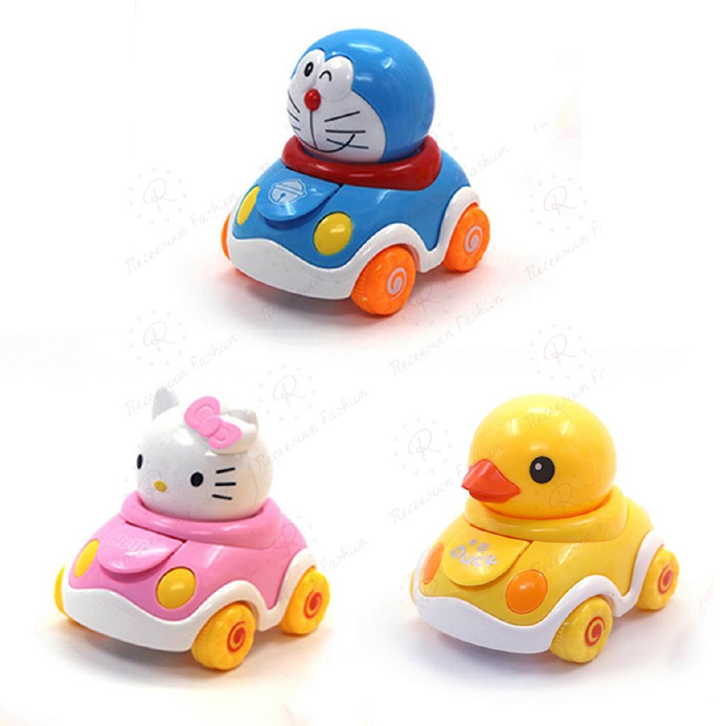 Xe đồ chơi lắc tạo hình Doraemon cho bé