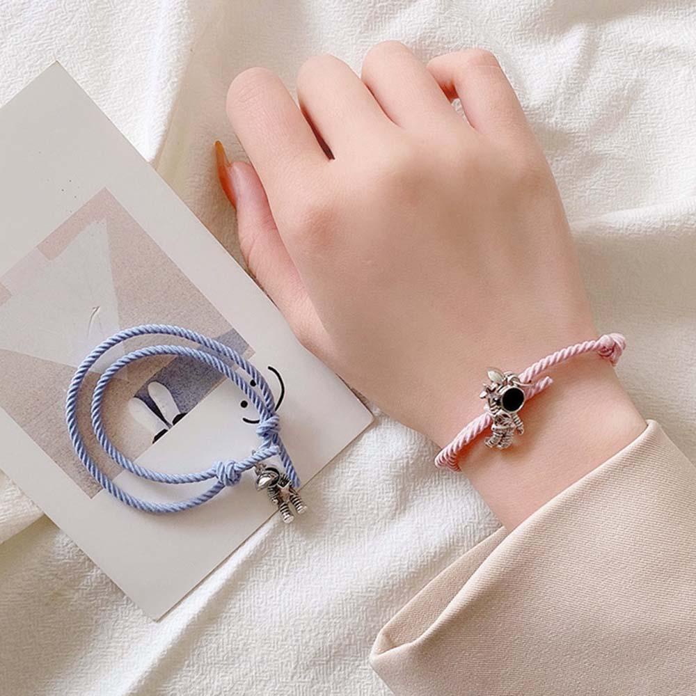 Vòng Tay Mặt Hình Phi Hành Gia Đơn Giản Phong Cách Hàn Quốc