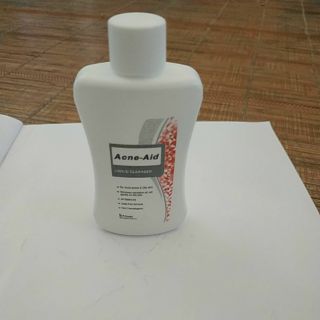 Sữa rửa mặt Acne-Aid