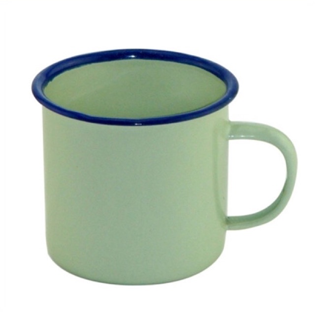 Cốc tráng men màu vàng và xanh