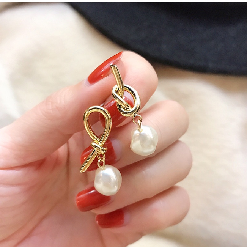 Bông tai mạ bạc 925 hình hoa đính ngọc trai giả đơn giản phong cách Hàn quốc