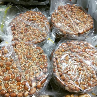 Kẹo đậu phộng - đặc sản quảng ngãi