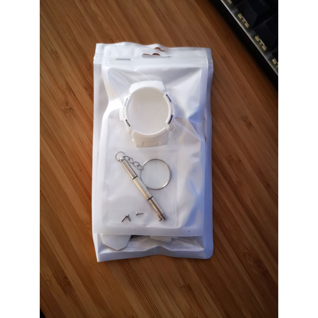 Dây Đeo Thay Thế Bằng Nhựa resin Chống Sốc Cho aw-591 W-590 awg-m100 / 101