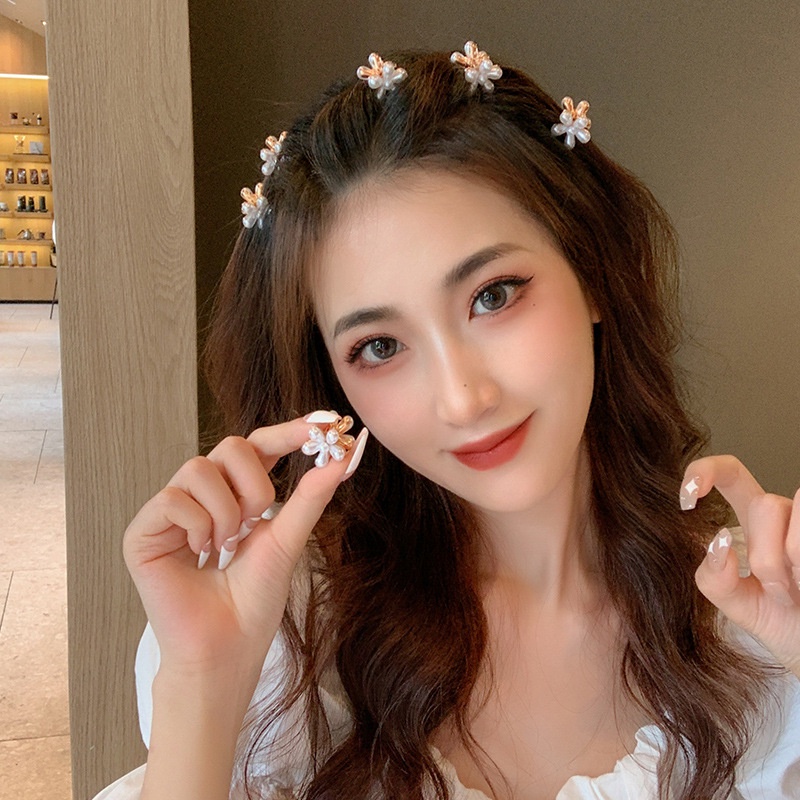 Kẹp Tóc Mini Đính Hoa Cúc Nhỏ Dễ Thương Thanh Lịch Thời Trang Hàn Quốc Cho Nữ