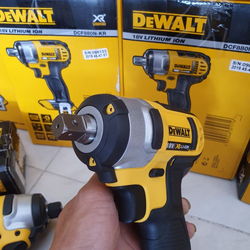 Dewalt DCF885
