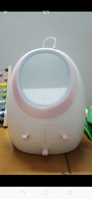 Hộp đựng mỹ phẩm có gương, đèn LED