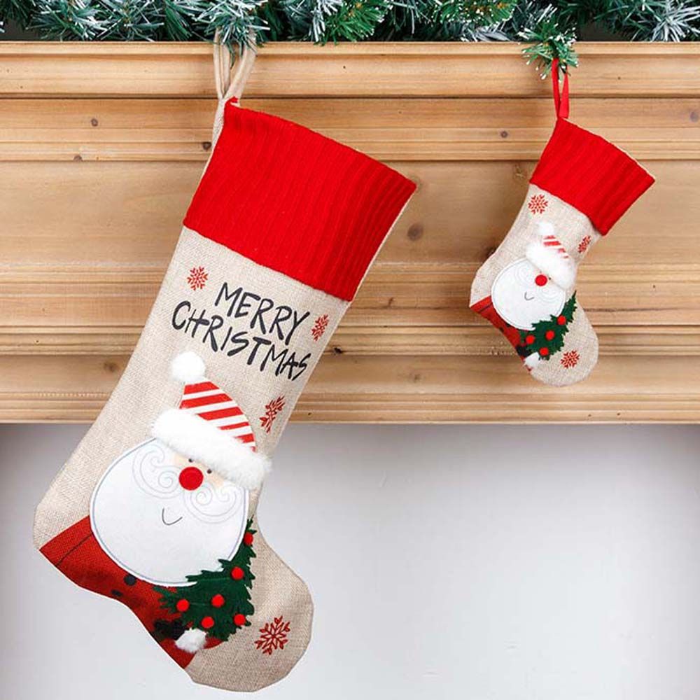 Tất giáng sinh treo lò sưởi trang trí họa tiết ông già noel dùng đựng kẹo / quà tặng đầy màu sắc