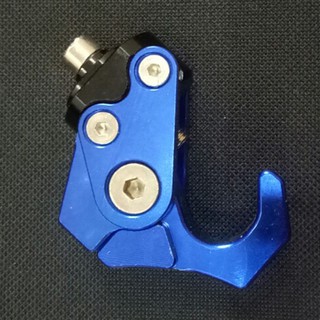 Móc treo đồ xe Robot RIZOMA trang trí xe chất DTT