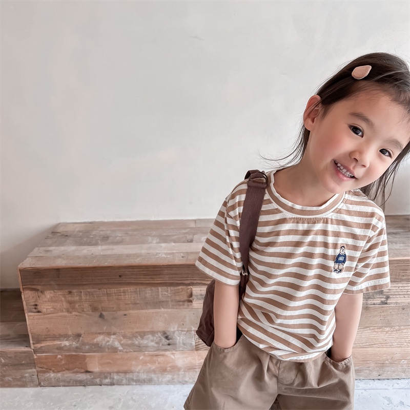 Áo Thun Tay Ngắn Cổ Tròn Kẻ Sọc Thêu Hình Gấu Dễ Thương Cho Bé 1-5 Tuổi