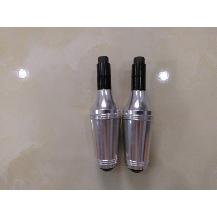 Gù chống đổ sau