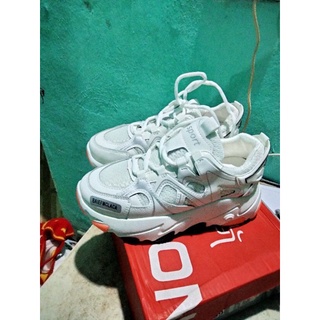 Giầy tt nữ độn đế sz 35