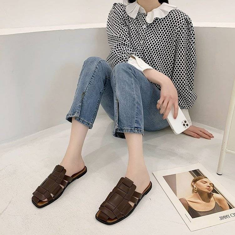 Dép Nữ Mũi Vuông Thời Trang Retro