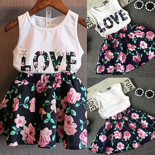 Set Áo Sát Nách In Chữ Love + Chân Váy Hoa Nữ Tính