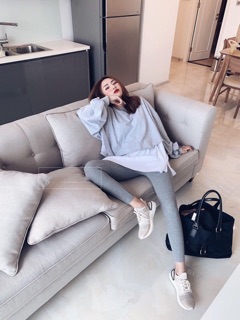 Áo Sweater Oversize tay dài phối trắng
