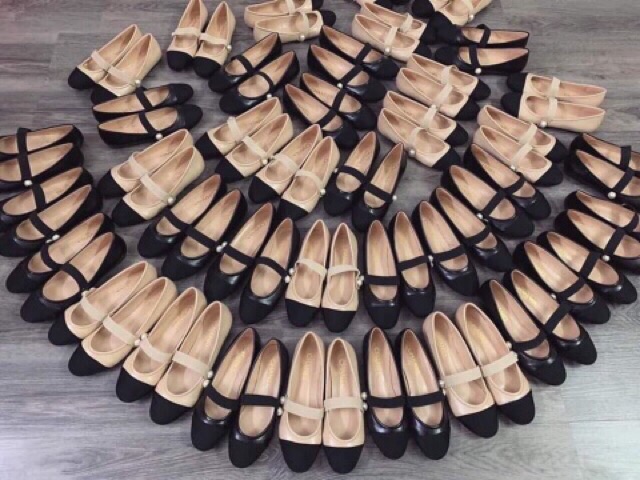 Giày bệt quai đính hạt siêu xinh | BigBuy360 - bigbuy360.vn