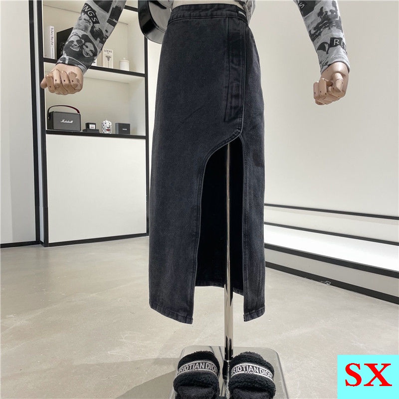 Chân váy denim lưng cao xẻ tà phong cách thời trang Hàn Quốc 2022