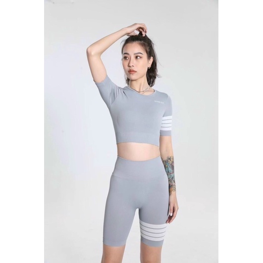 Set ngố crop Mitao sọc gym,thể thao,yoga