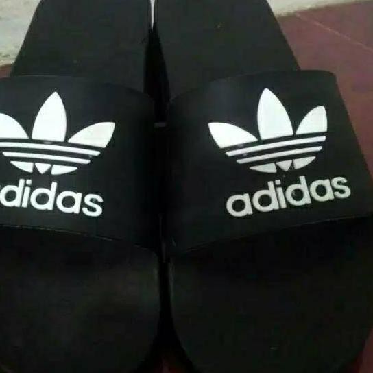 Giày Sandal Adidas Trượt Size 39-43 Thời Trang Năng Động