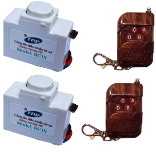 02 công tắc điều khiển từ xa tpe rc1s - 220v, 1000w + 2 remote rm04 315mhz - sx tại vn