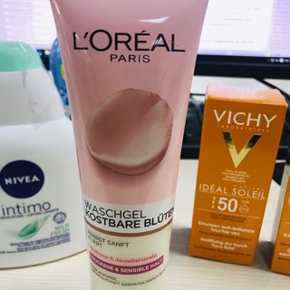 Sữa rửa mặt loreal