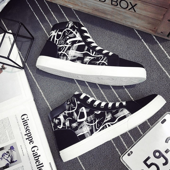 Giày sneaker cao cổ nam họa tiết độc đáo | WebRaoVat - webraovat.net.vn
