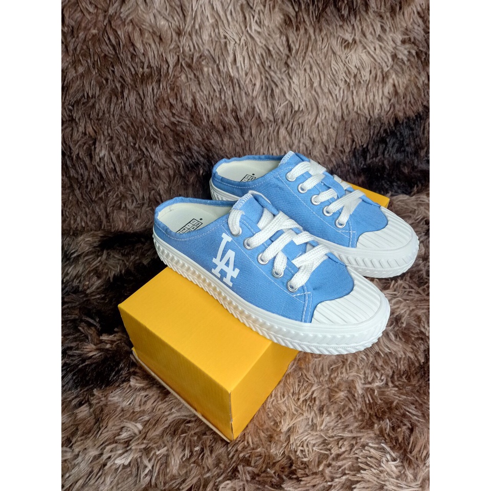 Sục BaTa Thể Thao Nữ 𝐌𝐋𝐁 Ny In chữ LA hàng 11 full box , sục đạp gót cao cấp giá rẻ hót hít | BigBuy360 - bigbuy360.vn