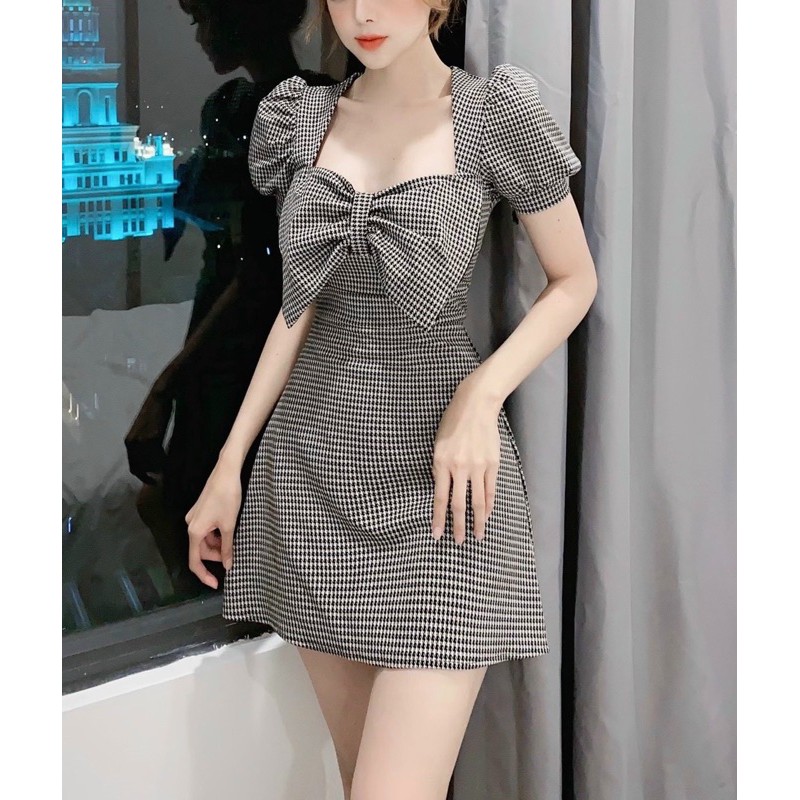 [Mã FAGREEN1505 giảm tới 30K đơn 99K] Váy kẻ xanh-đen cổ vuông nơ ngực | BigBuy360 - bigbuy360.vn