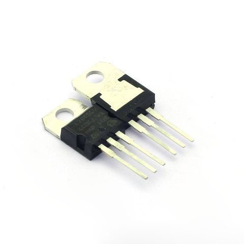 IC Nguồn L7805CV ổn áp tuyến tính 7805 1.5A 5V TO220