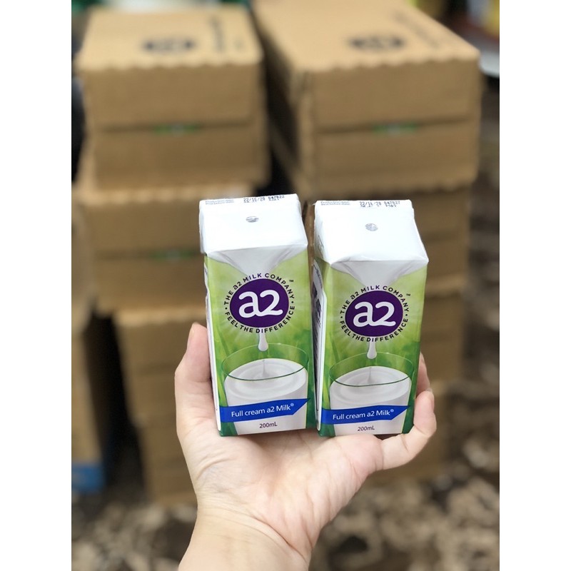 Sữa A2 nguyên kem túi 1kg - hộp 200ml của Úc