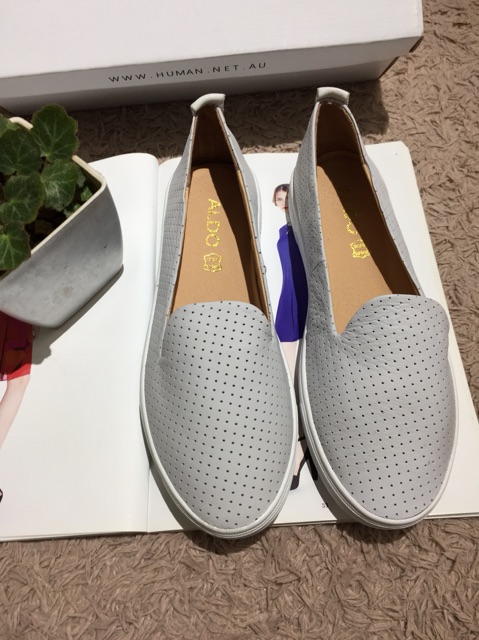 Slip on da bò | BigBuy360 - bigbuy360.vn