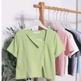 Áo croptop màu hồng taobao