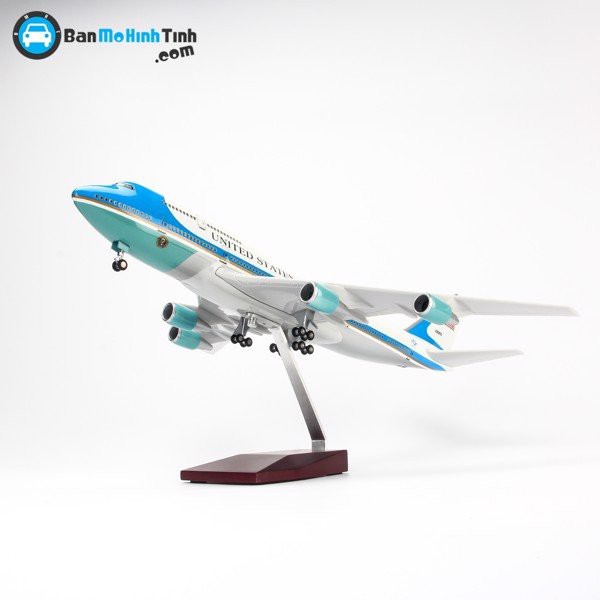 Mô hình máy bay lắp ráp có đèn led Air Force One Boeing B747 47cm Everfly