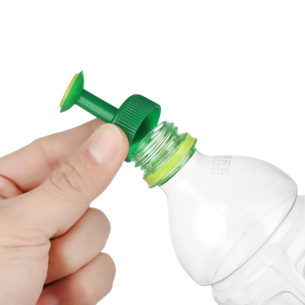 Bình Tưới Cây Bằng Nhựa Tiện Dụng