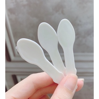 MUỖNG TRẮNG MÚC KEM FACE , BODY