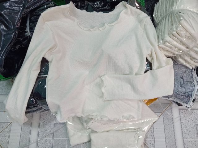 Áo Croptop Tay Dài Chất Len Dệt (kèm ảnh thật) | BigBuy360 - bigbuy360.vn